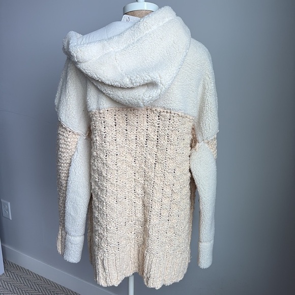 FREE PEOPLE Stormy Sherpa Cardi SMALL New! - Picture 10 of 11